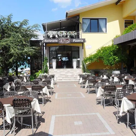 Camping Bella Italia In - Gardasee Apartment *